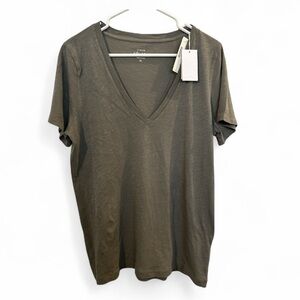 NWT J Crew Cotton Women’s V-neck Short Sleeve Tee Size XL